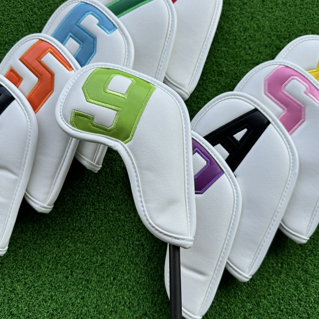 Housses de tête de club de gol - Golf Equipment Cabinet avis et prix
